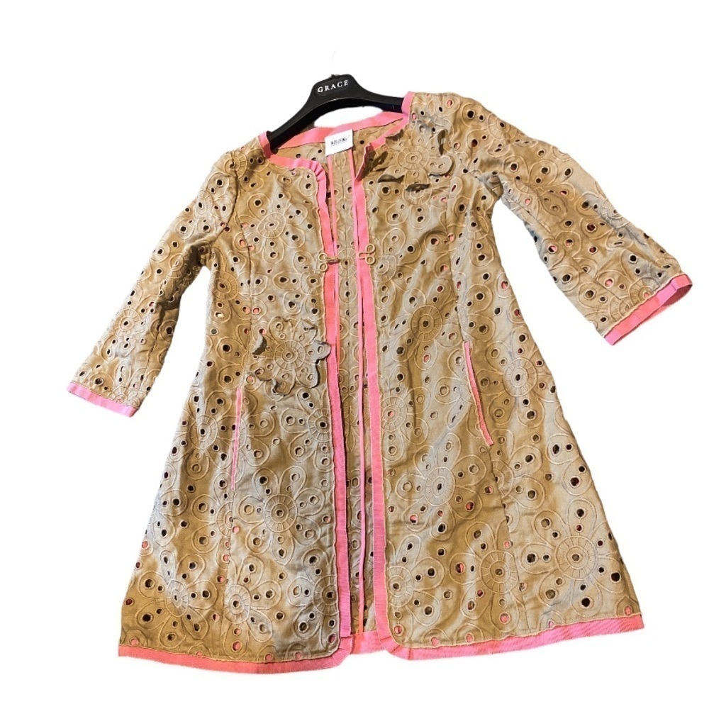 🎉HP🎉Moschino vintage embroidered  tan lace pink trim jacket kimono Sz L